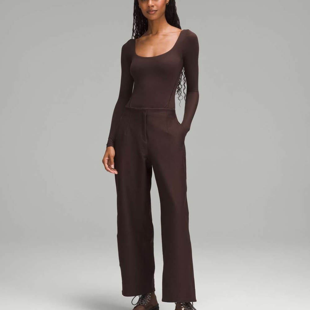 Lululemon Wundermost Ultra-Soft Nulu Square-Neck Long-Sleeve Bodysuit Sz M - Picture 2 of 7